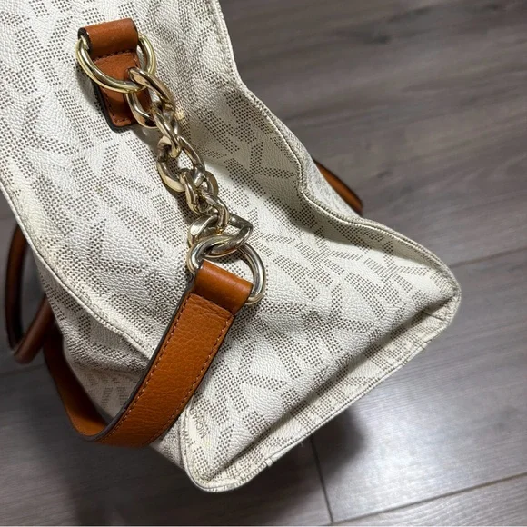 MICHAEL KORS Hamilton White Monogram Tote with Brown Leather Trim - Picture 13 of 13